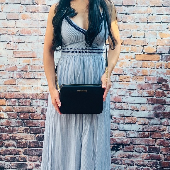 NWT Michael Kors Jet Set item crossbody - Picture 4 of 6